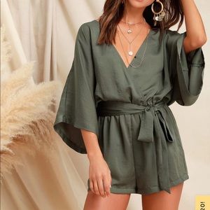Lulus romper green womens small
